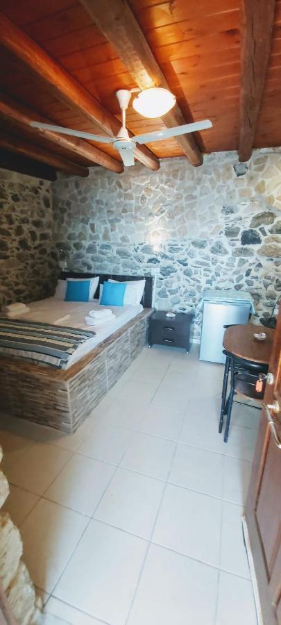 Mariaeva Rooms Лентас Экстерьер фото
